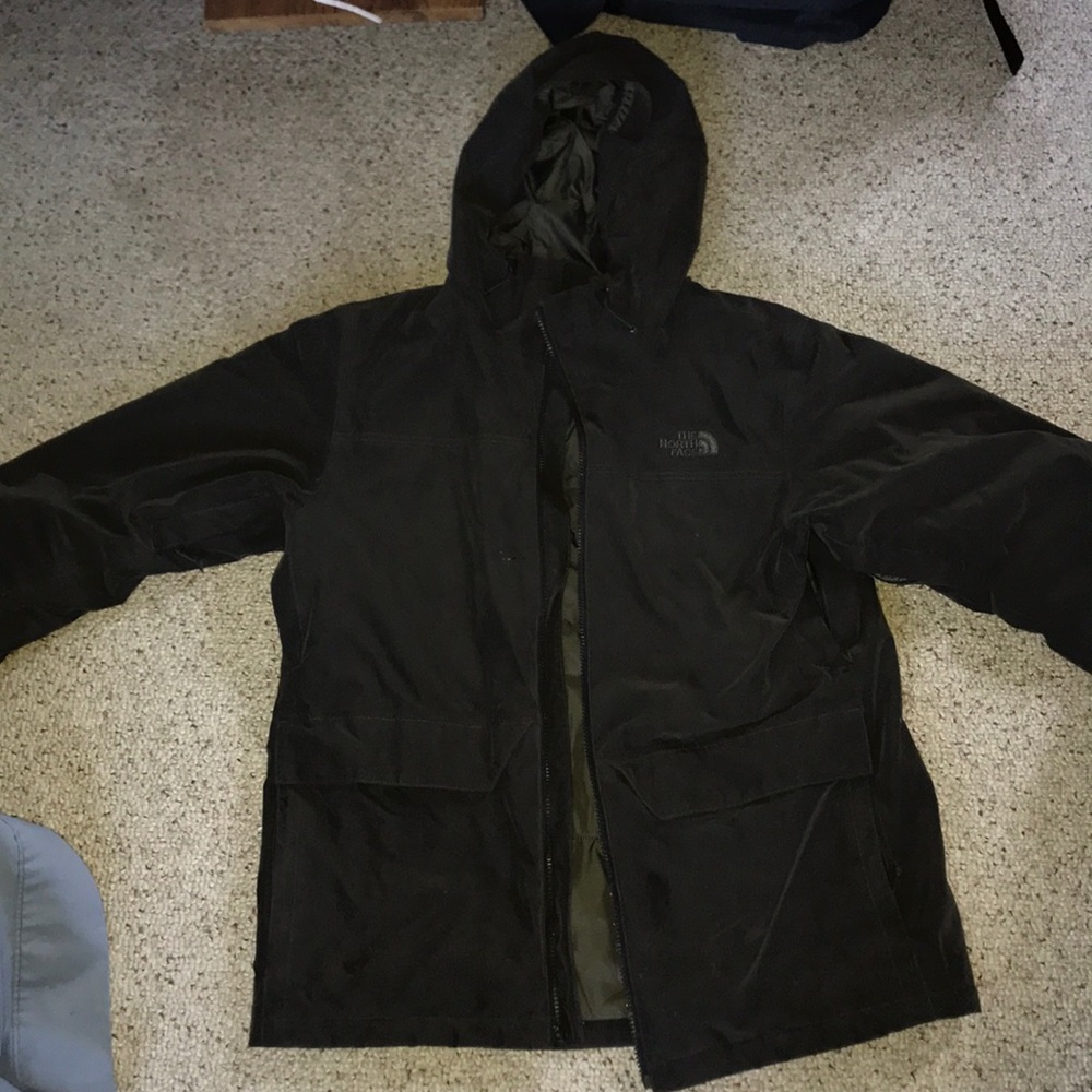 Men’s North Face heavy ski jacket